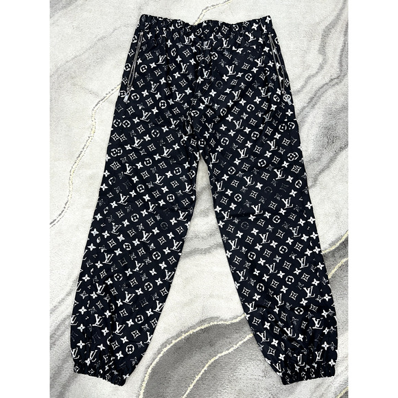 Louis Vuitton Stencil Effect Black White Monogram Logo Jogging Jogger Pants 40 - Picture 2 of 12
